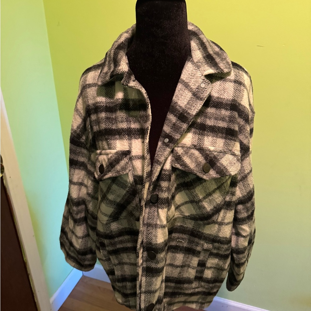 Zara Black and Gray Plaid Shirt Jacket